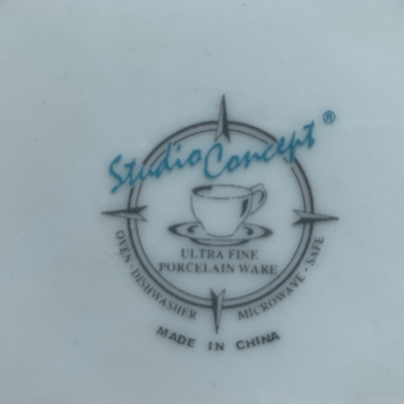 Studio Concept Ultra Fine Porcelain Ware Set - Picture 6 of 6